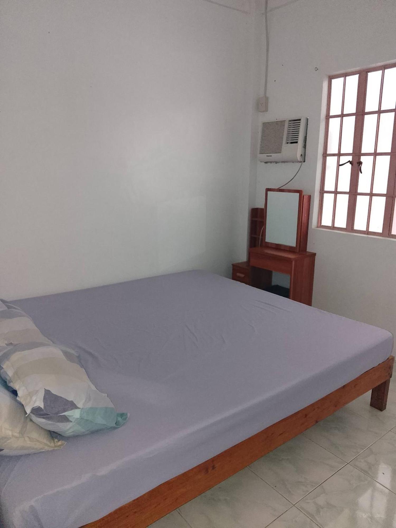 Apartament Estrelle Orange House - Backpackers Hub Puerto Princesa Zewnętrze zdjęcie