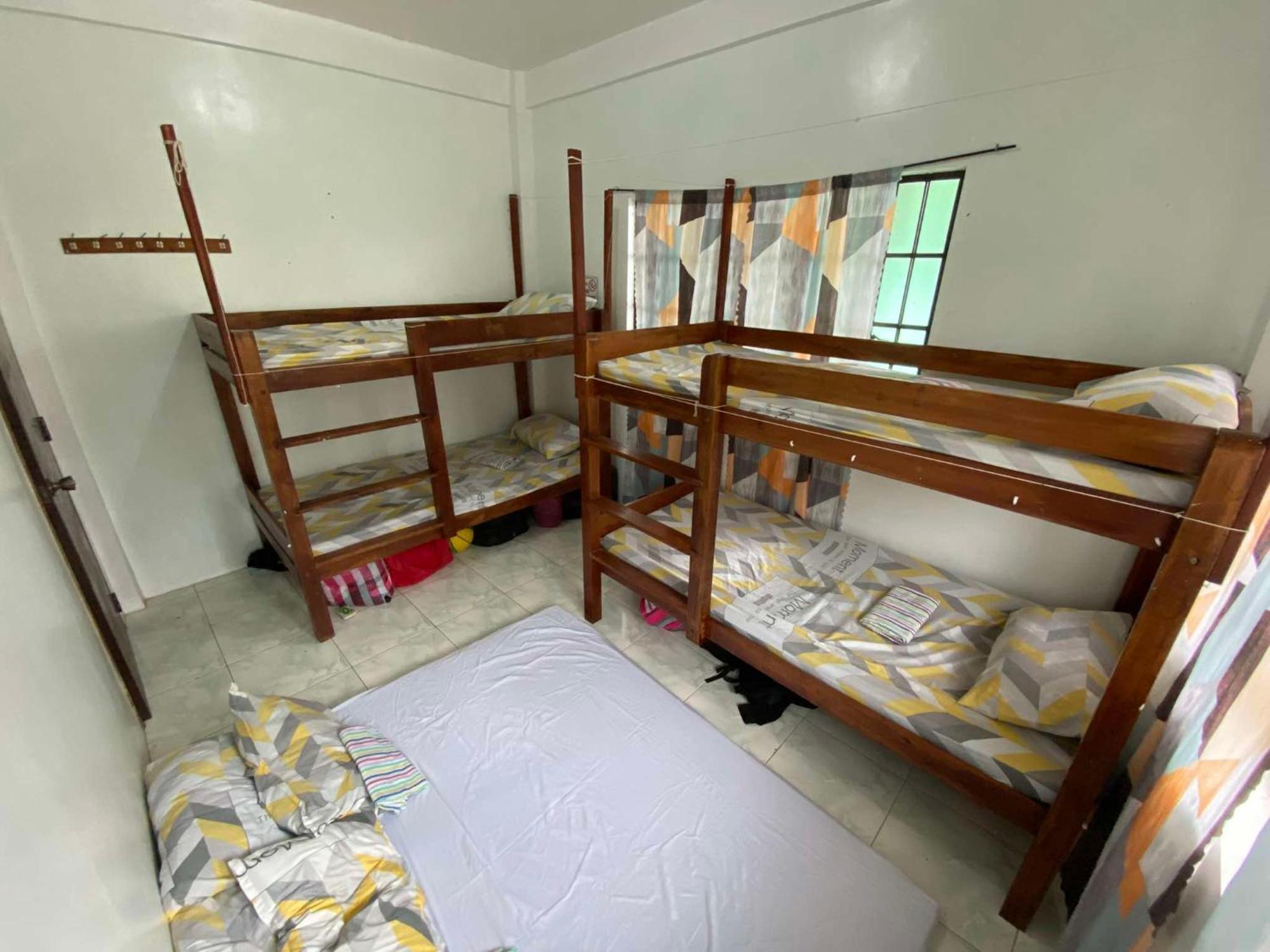 Apartament Estrelle Orange House - Backpackers Hub Puerto Princesa Zewnętrze zdjęcie