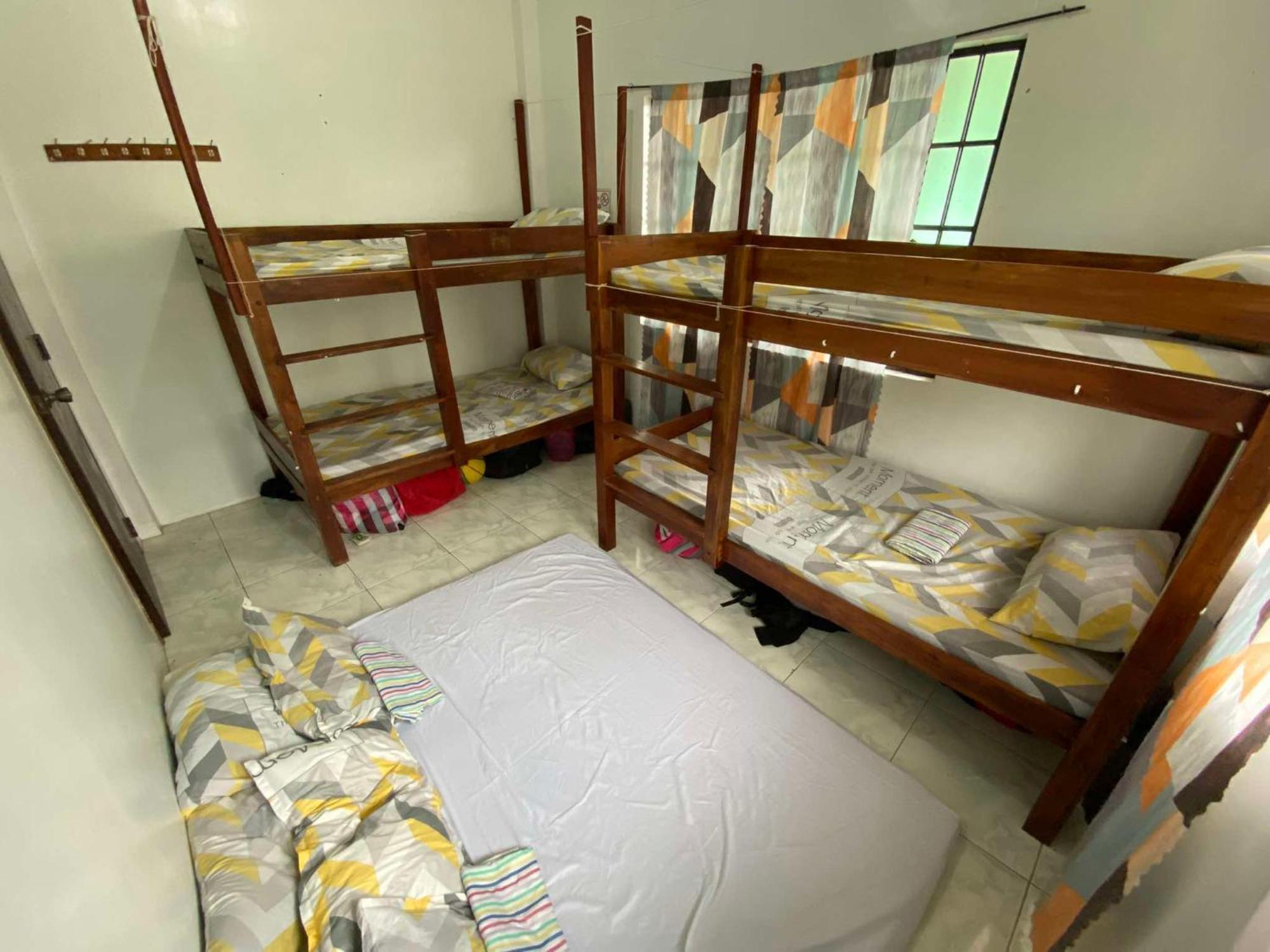 Apartament Estrelle Orange House - Backpackers Hub Puerto Princesa Zewnętrze zdjęcie
