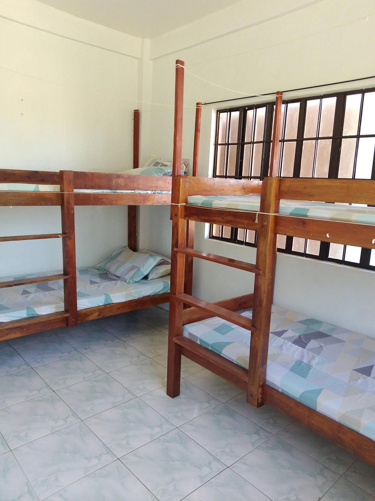 Apartament Estrelle Orange House - Backpackers Hub Puerto Princesa Zewnętrze zdjęcie